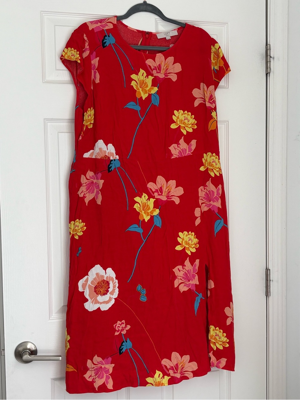 EUC - LOFT Red Floral Midi Dress